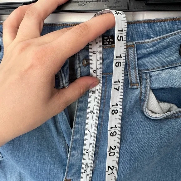 BOOHOO Petite Size 8 Blue Ripped Skinny Jeans - Picture 12 of 12